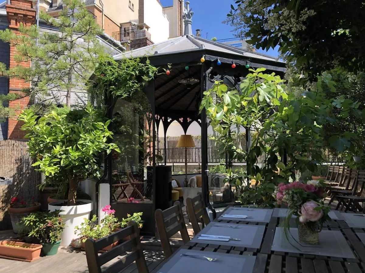 Sourire Boutique Hotel Particulier Paris Bed & Breakfast